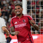 Rafael Navarro supera marca de gols de Messi em início avassalador na MLS