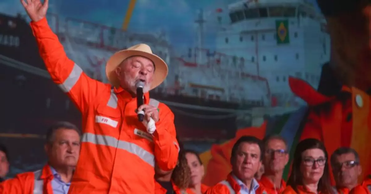 Reeleição de Lula deve trazer reajuste gradual nos preços da Petrobras