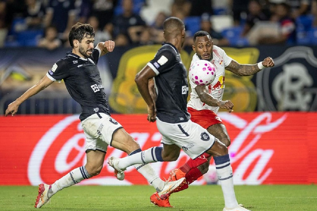Remo empata com o Bragantino e amplia jejum no campeonato