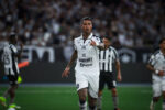 Remo oficializa rescisão de contrato com atacante Alef Manga