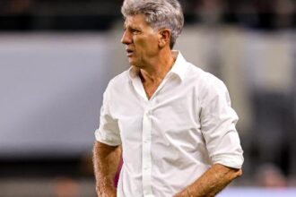 Renato Portaluppi defende churrasco no Grêmio e afirma que repetiria tudo