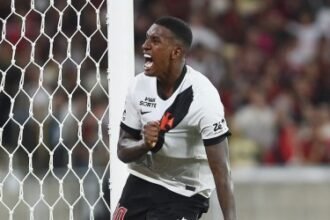 Robert Renan atrai interesse europeu e Vasco articula compra
