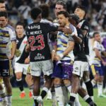 Romero e Paredes criticam Thiago Mendes após jogo na Sul-americana