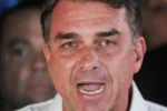 Saída de Flávio Bolsonaro do país redesenha o futuro da direita brasileira