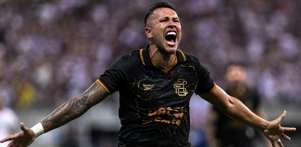 Santa Cruz assegura vaga na Série B com empate emocionante contra o Maringá