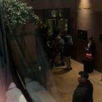 Santiago Sosa demonstra atenção com torcedor em momento de concentração antes de partida