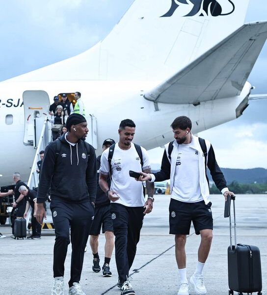 Santos desembarca no Rio de Janeiro para enfrentar o Fluminense