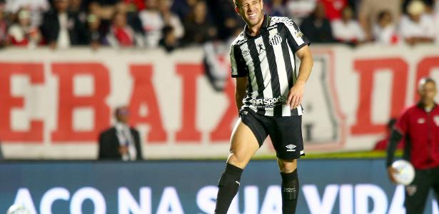 Santos perde Arthur por lesão, mas ganha reforço de Bontempo contra o Flamengo