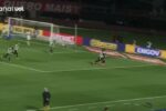 São Paulo amplia vantagem e domina o clássico contra o Santos