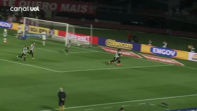 São Paulo amplia vantagem e domina o clássico contra o Santos