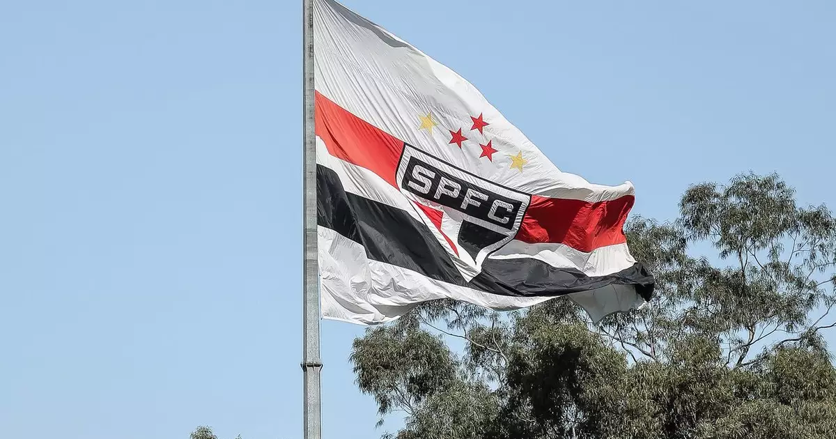 São Paulo recebe novo transfer ban da Fifa por dívida ligada a Giuliano Galoppo