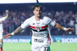 São Paulo supera rebaixamento e mira parte superior da tabela no campeonato nacional