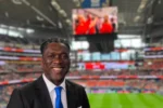 Seedorf chega ao Corinthians para comandar equipe na reta final do Brasileirão