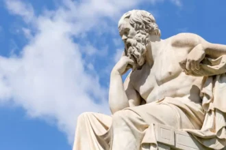 Sócrates e o legado da verdadeira sabedoria na filosofia