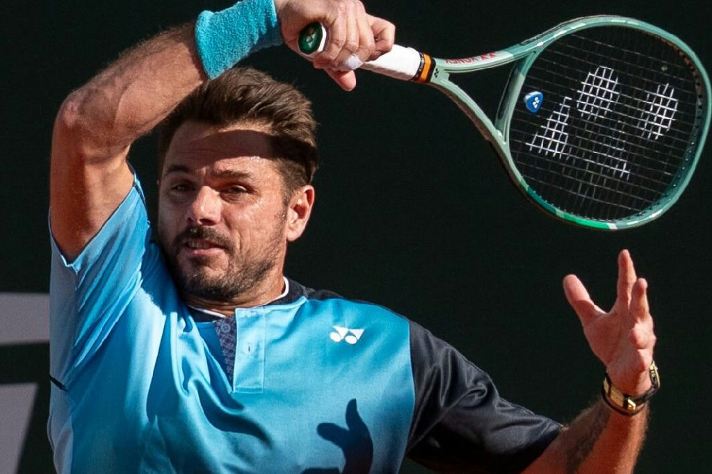 Stan Wawrinka supera batalha de quase três horas e estreia com vitória em Lyon
