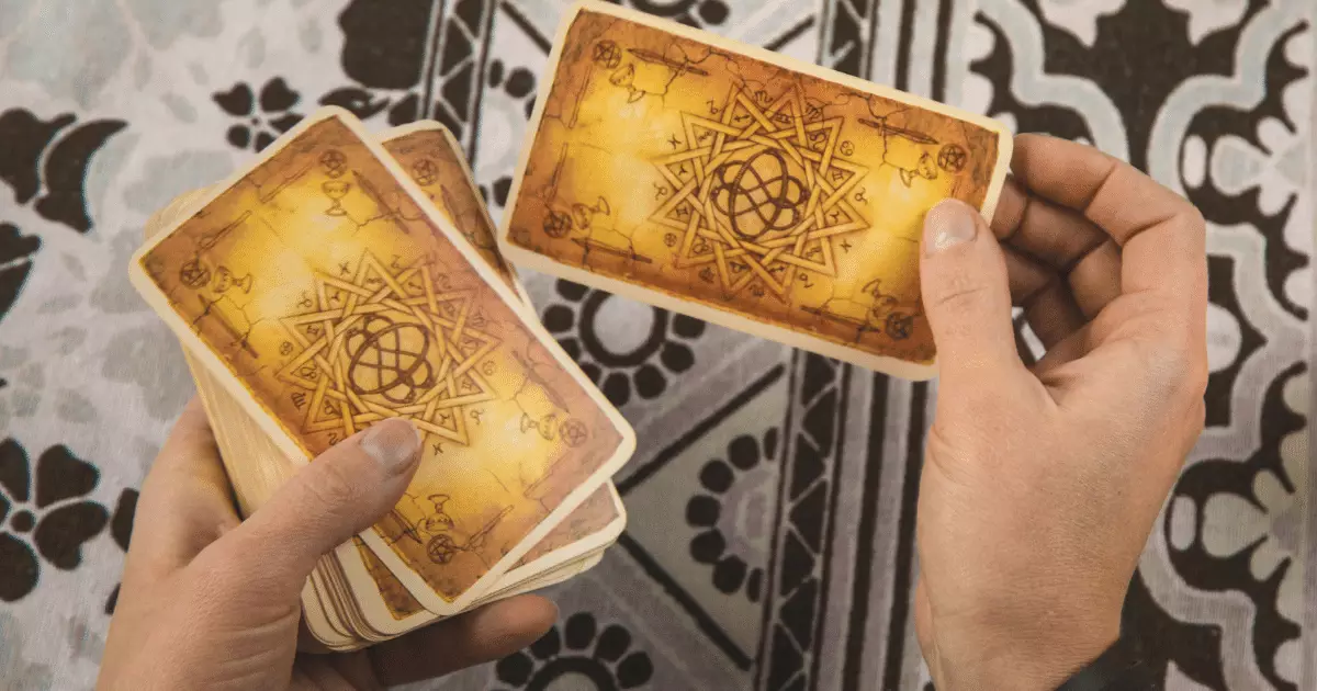 Tarot: clareza e maturidade guiam os signos em fase de escolhas