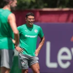 Thiago Silva assume posto de treinador em Xerém para concluir curso da UEFA