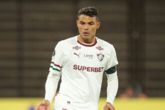 Thiago Silva convoca torcida e projeta postura do Fluminense em decisão contra o Palmeiras