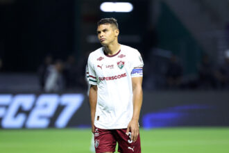 Thiago silva encerra trajetória na libertadores após eliminação nos pênaltis