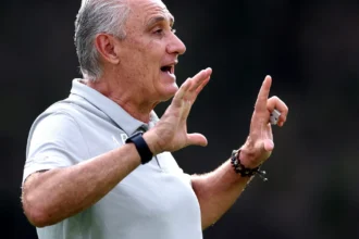 Tite é absolvido pelo STJD e confirma presença no banco do Botafogo contra a Chapecoense