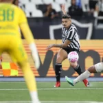 Tite elogia Tiquinho Soares após vitória decisiva do Botafogo