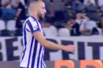 Tite mantém confiança em Arthur Cabral apesar do jejum de gols no Botafogo
