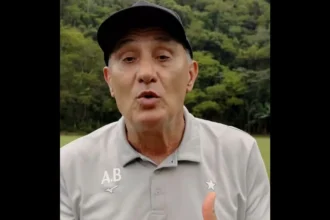 Tite pede presença da torcida do Botafogo no Nilton Santos para confronto com a Chapecoense