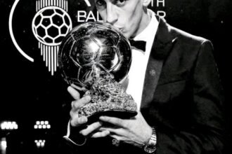 Torcedores do Vasco criam brincadeira na internet envolvendo a Bola de Ouro