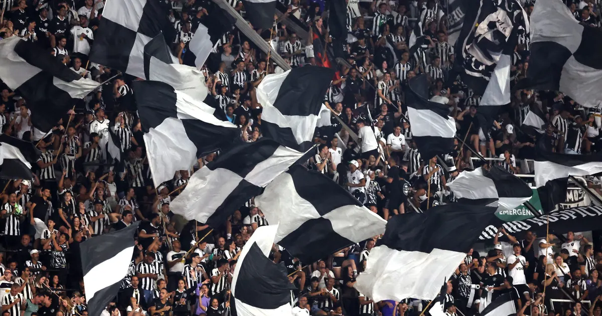 Torcida do Botafogo esgota parcial de ingressos e promete festa no estádio