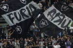 Torcida organizada do Botafogo cobra elenco e diretoria nas redes sociais