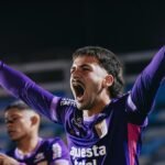 Tradição e cor roxa unificam religião e futebol no Peru