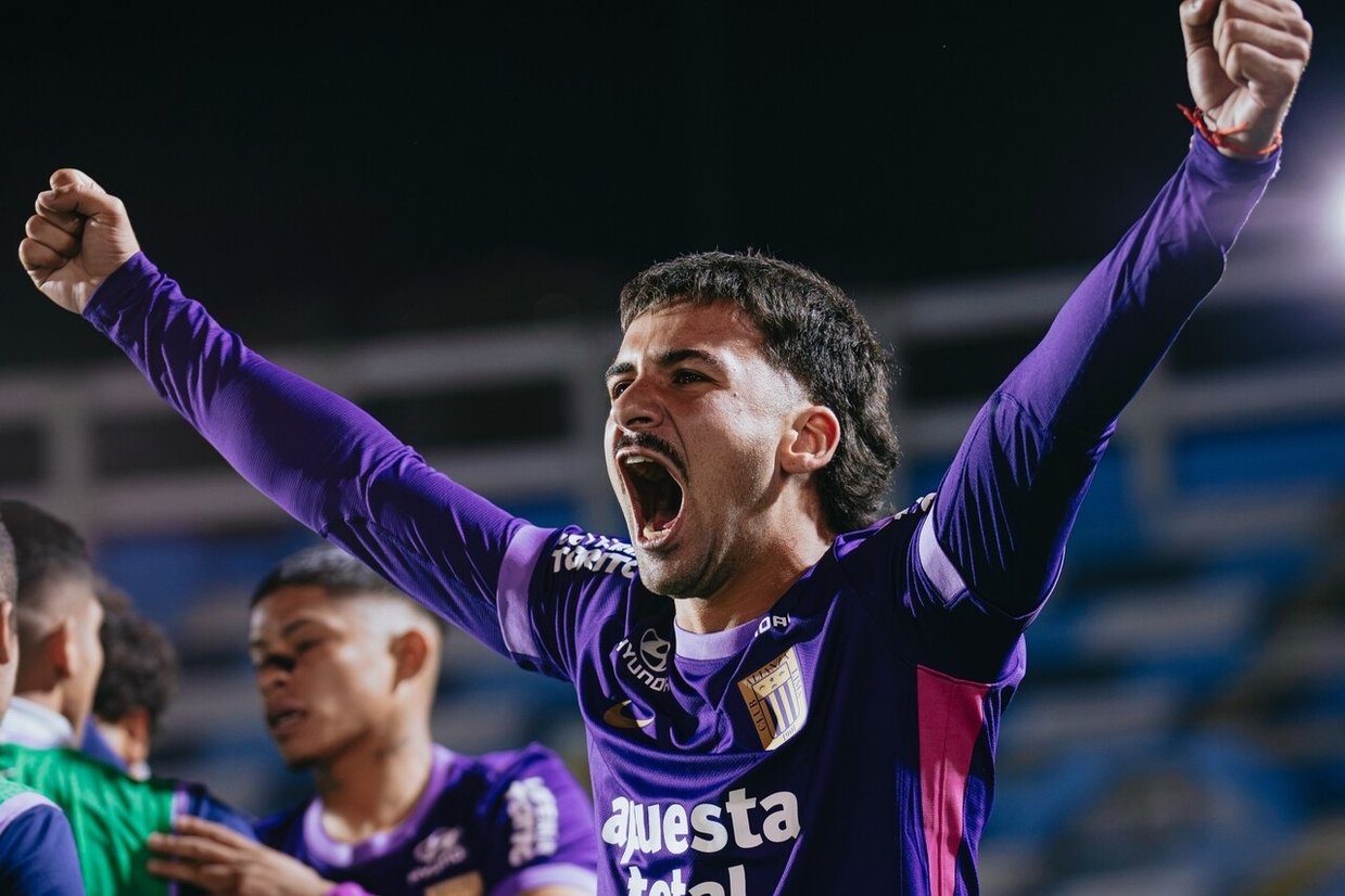 Tradição e cor roxa unificam religião e futebol no Peru