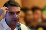 TSE ordena que Flávio Bolsonaro remova vídeo falso sobre ato pró-Lula