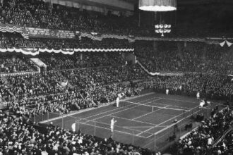 Um século da estreia profissional de Suzanne Lenglen e o legado no tênis
