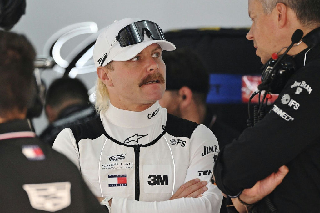 Valtteri Bottas encara desafio de 350 km de bicicleta entre Malásia e Singapura