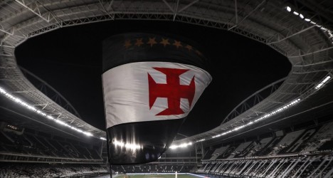 Vasco avalia levar clássico contra o flamengo para o estadio nilton santos