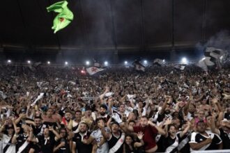 Vasco confirma jogo contra o Boca Juniors no Maracanã após vitória na justiça