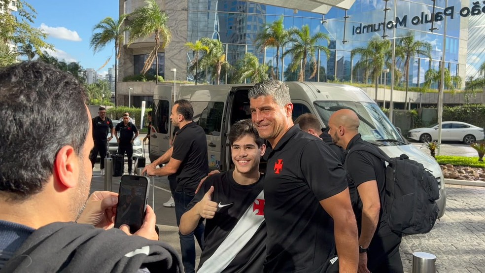 Vasco desembarca em sao paulo e pedro emanuel prepara mudancas