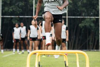 Vasco feminino intensifica preparação em nova sessão de treinamentos
