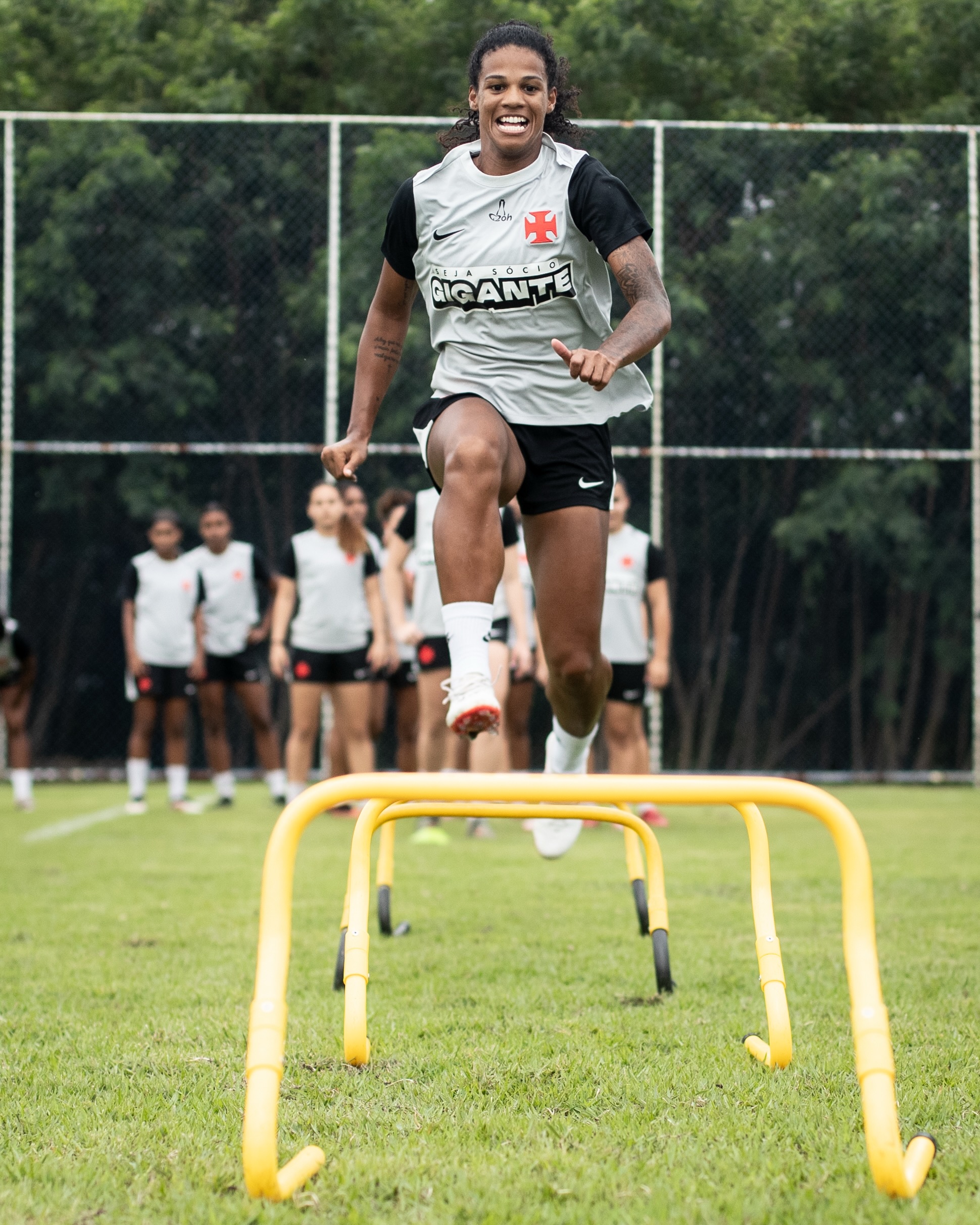 Vasco feminino intensifica preparação em nova sessão de treinamentos