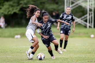 Vasco Feminino realiza jogo-treino decisivo contra o Santos