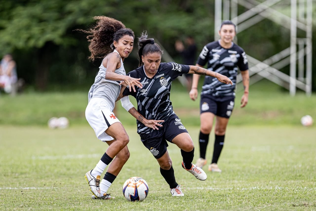 Vasco Feminino realiza jogo-treino decisivo contra o Santos