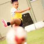 Vasco Feminino registra preparativos finais no gramado para clássico