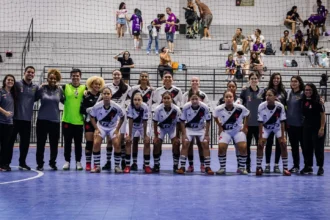 Vasco goleia Mostarda Nerd e garante vaga na semifinal do Carioca sub-17 de futsal