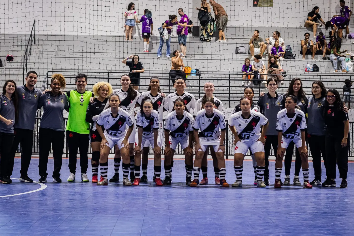 Vasco goleia Mostarda Nerd e garante vaga na semifinal do Carioca sub-17 de futsal