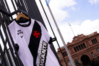 Vasco promove sua marca em pontos turísticos icônicos de Buenos Aires
