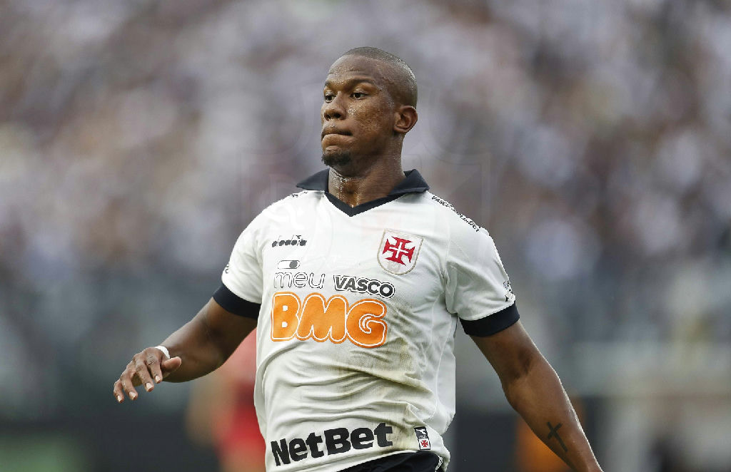 Vasco reconhece dívida milionária com o atacante Ribamar na Justiça