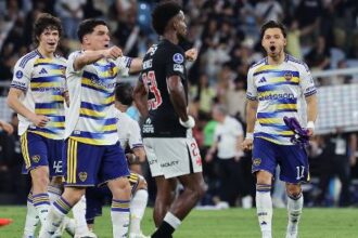 Vasco tropeça no início, perde para o Boca Juniors e é eliminado da Copa Sul-americana