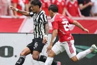 Vasco vira sobre o Corinthians e beneficia o Botafogo na tabela