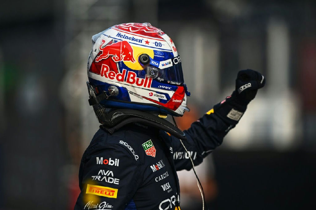 Verstappen conquista pole histórica para Red Bull com motor próprio na Malásia